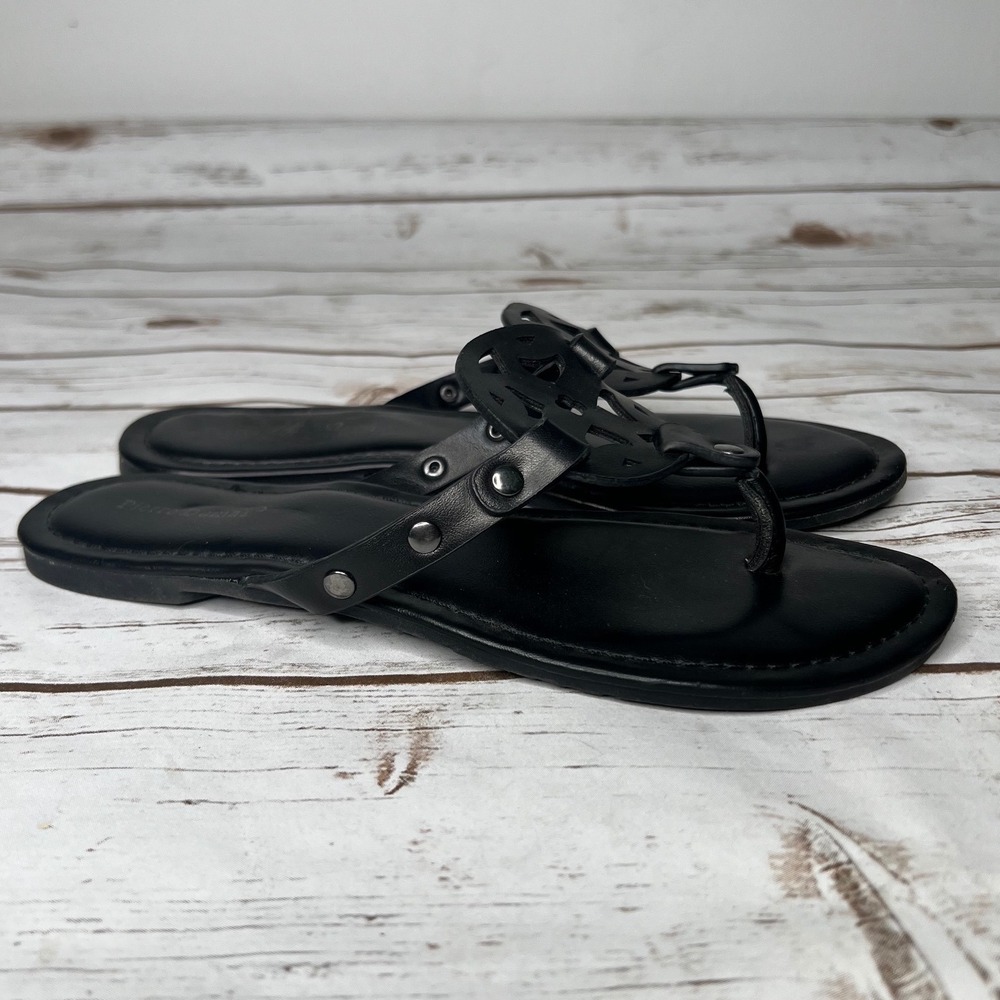 Pierre Dumas Sandals Black Cutout Medallion Studded Thong Flat 7.5